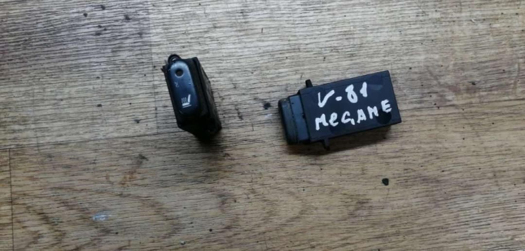 КНОПКА ПОДОГРЕВА СИДЕНИЙ Renault Scenic 1 поколение 1998, 1.9 л., DTi, дизель, МКПП, минивэн - фото №1