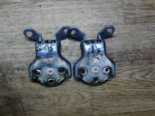 петля двери Daewoo Rezzo KLAU 2003, 2.0 л., бензин, МКПП, хетчбэк 5 дв.