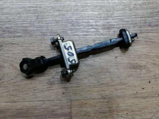 ограничитель открывания двери Daewoo Rezzo KLAU 2003, 2.0 л., бензин, МКПП, хетчбэк 5 дв.