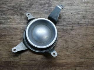 Заглушка (решетка) в бампер передний Kia Sedona 2 поколение 2008