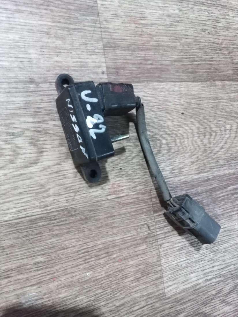 датчик абсолютного давления Nissan Primera P10 1994, 1.6 л., бензин, седан - фото №1