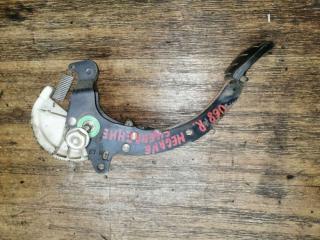 педаль сцепления Renault Scenic 1 поколение 1997, 1.4 л., бензин, МКПП, хетчбэк 5 дв.