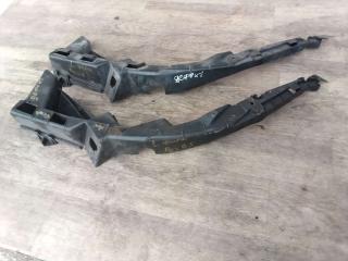 крепление фары левой Volkswagen Passat B5 1998, 1.6 л., бензин, МКПП, универсал