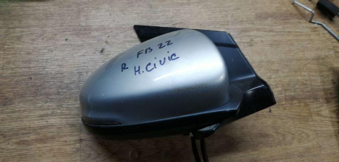 зеркало наружное правое Honda Civic 9 поколение 2013, 2.2 л., дизель, МКПП, хетчбэк 5 дв. - фото №1