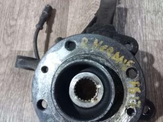 ступица передняя правая Renault Megane 1 поколение 1999, 1.6 л., бензин, МКПП, хетчбэк 5 дв.