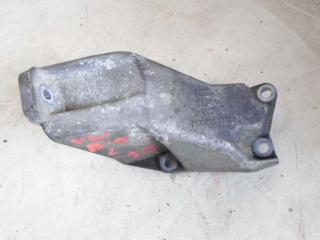 кронштейн двигателя Volkswagen Passat B5 1999, 1.8 л., бензин