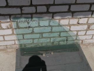 стекло двери передней правой Opel Frontera B 2002