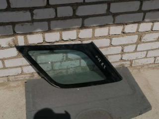 стекло кузовное боковое правое Opel Frontera A 1993
