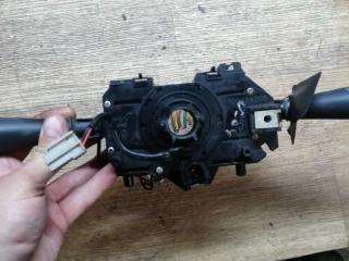 переключатель подрулевой (стрекоза) Renault Laguna 1 поколение 1997, 2.2 л., дизель, МКПП, хетчбэк 5 дв., 7700424208