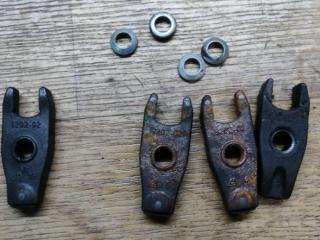 крепление форсунки Peugeot 406 1 поколение [рестайлинг] 2000, 2.0 л., дизель, МКПП, седан