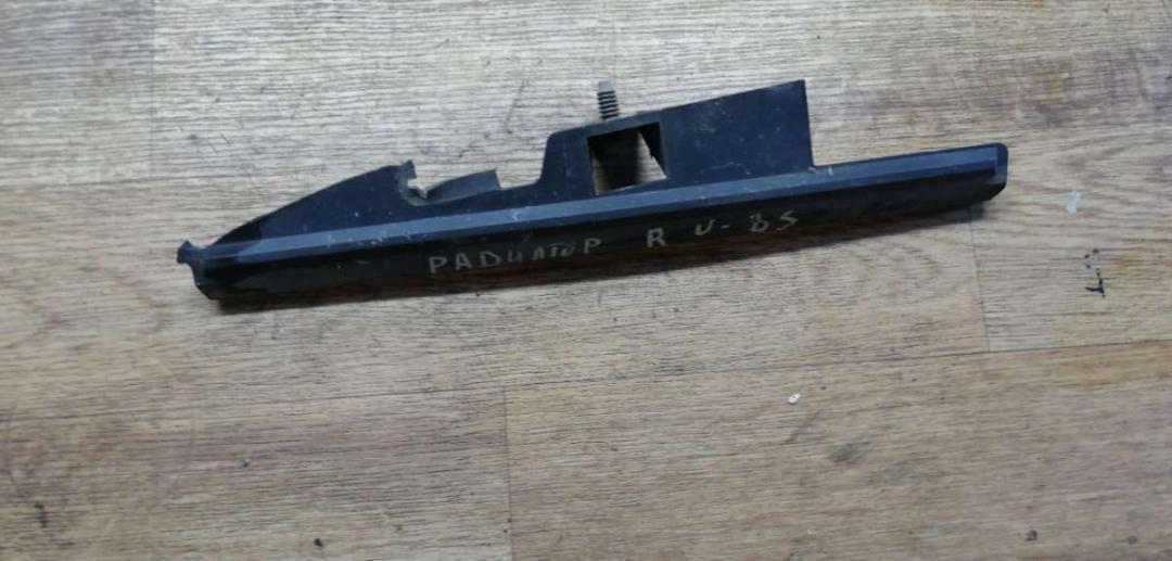 воздуховод (дефлектор) радиатора Ford Focus 1 поколение 1999, 1.6 л., бензин, МКПП, универсал - фото №1