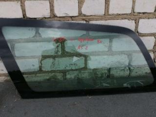 стекло кузовное боковое левое Ford Focus 1 поколение 1999, 1.6 л., бензин, МКПП, универсал, 77FF305