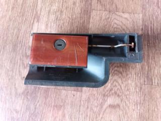 ручка бардачка Audi 80 B3 1989, 893857131