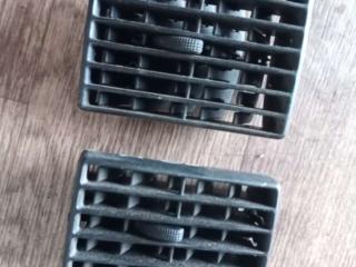 дефлектор обдува салона Audi 80 B3 1989