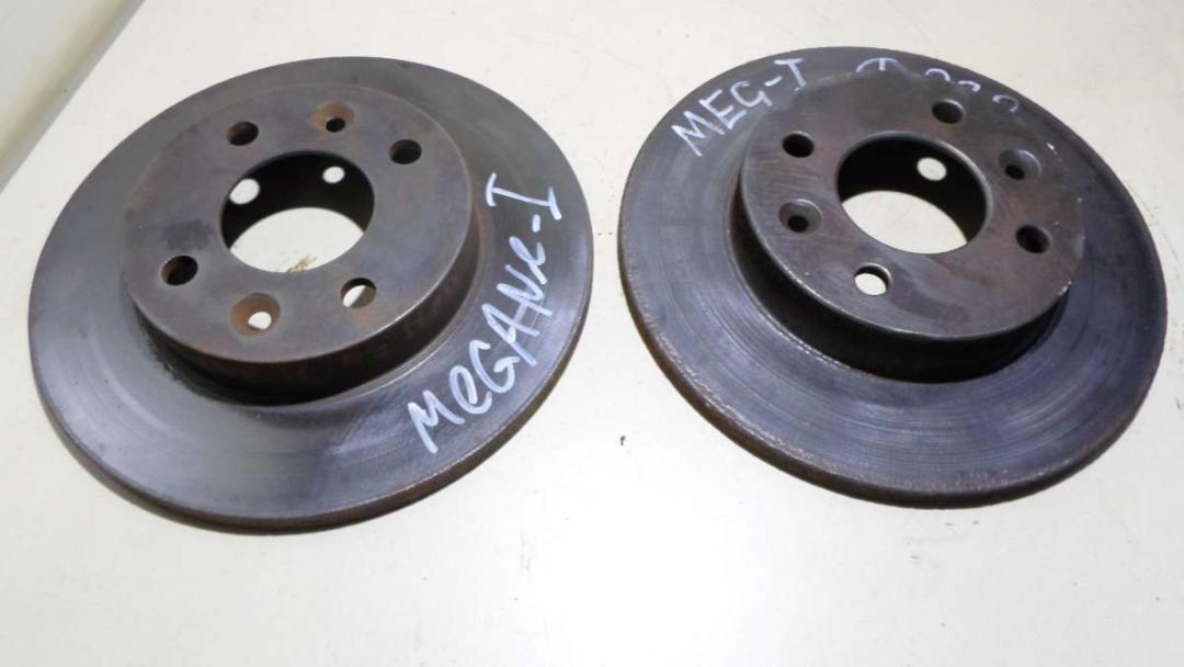 диск тормозной передний Renault Megane 1 поколение 1998 - фото №1