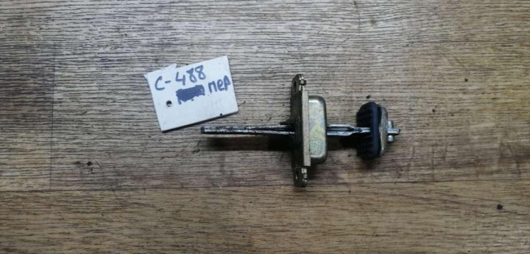 ограничитель открывания двери Honda Accord 5 поколение 1994, 2.0 л., бензин, МКПП, универсал - фото №1