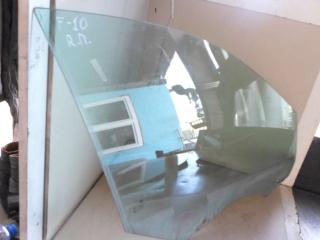 стекло двери передней правой BMW 5 серия F07/F10/F11 2010