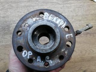 ступица передняя левая Opel Astra G 1999