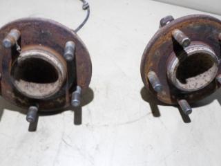 ступица задняя правая Mazda 3 BK 2005