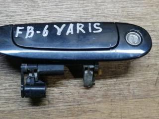 ручка наружная передняя правая Toyota Yaris P1 2001, 1.0 л., бензин, МКПП, хетчбэк 5 дв.
