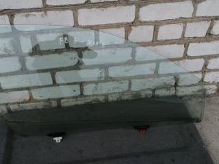 стекло двери передней правой Toyota Yaris P1 2001, 1.0 л., бензин, МКПП, хетчбэк 5 дв.