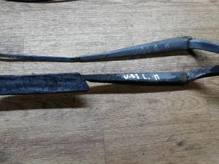 щеткодержатель (поводок стеклоочистителя, дворник) Mazda 323 BJ 1998, 1.8 л., бензин, МКПП, хетчбэк 5 дв.