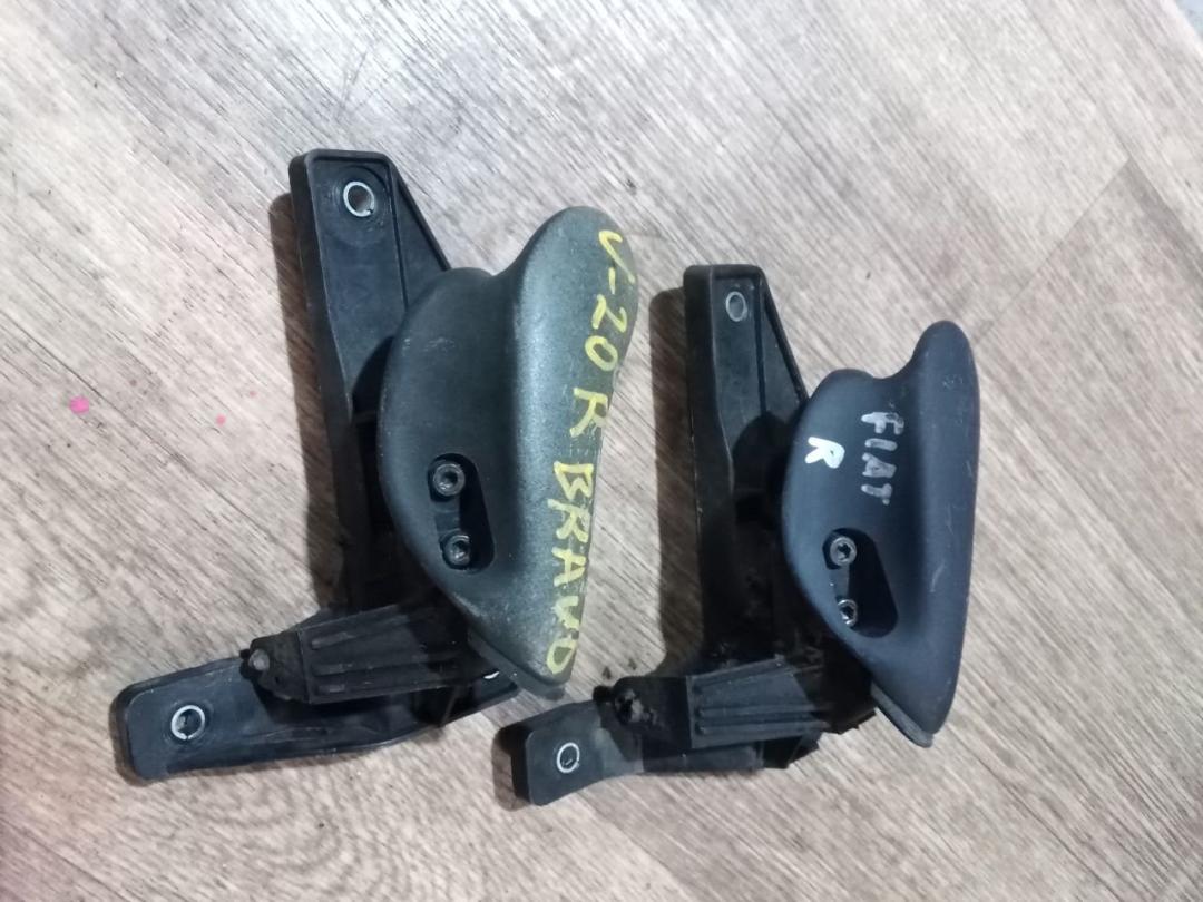 ручка внутренняя передняя правая Fiat Marea 1 поколение 1998, 1.4 л., бензин, МКПП, хетчбэк 5 дв. - фото №1