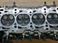 головка блока цилиндров Mazda 323 BJ 1998, 1.8 л., бензин, МКПП, хетчбэк 5 дв. - фото №6