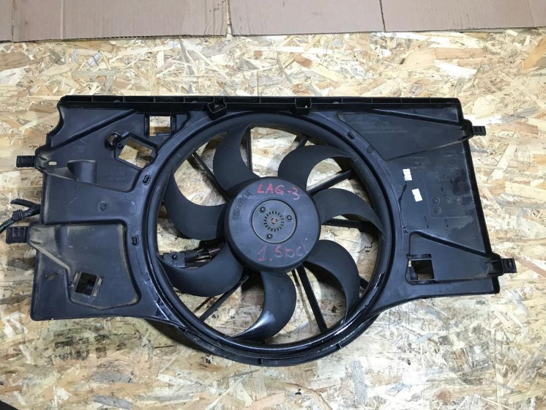 вентилятор радиатора Renault Laguna 3 поколение 2011, 1.5 л., дизель, МКПП, хетчбэк 5 дв. - фото №1