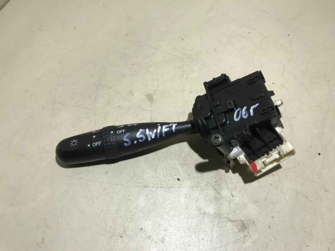 переключатель подрулевой (стрекоза) Suzuki Swift 3 поколение 2006, 1.3 л., дизель, МКПП - фото №1