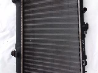 радиатор (основной) Nissan Almera Tino V10 2000, 1.8 л., бензин, МКПП, минивэн