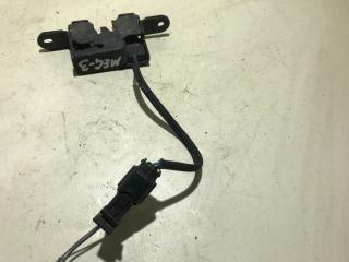 замок капота Renault Megane 3 поколение [2-й рестайлинг] 2015, 1.5 л., дизель, МКПП, хетчбэк 5 дв.