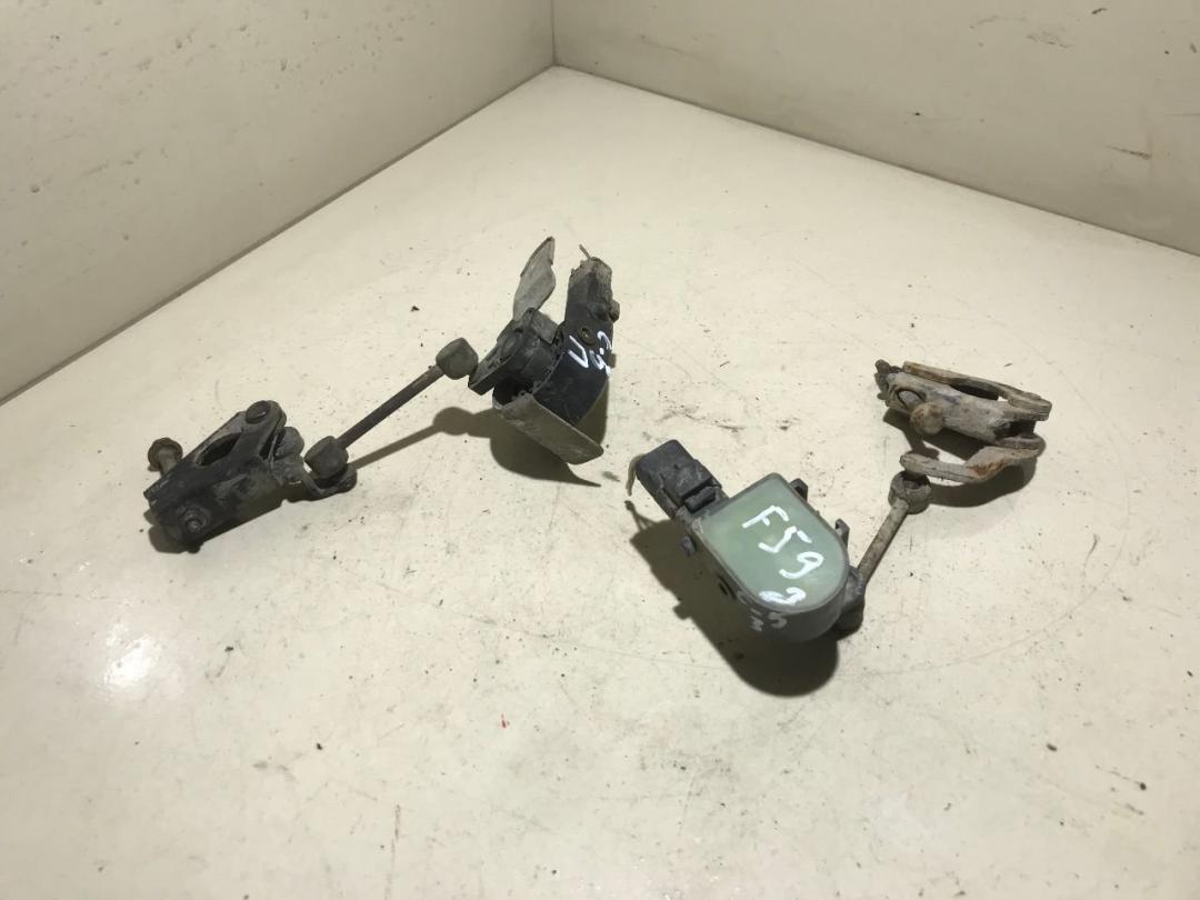 корректор гидравлической подвески Citroen C5 1 поколение 2002, 2.0 л., бензин, хетчбэк 5 дв. - фото №1