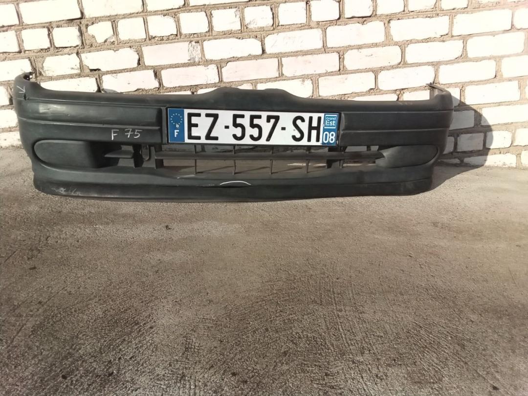 бампер передний Renault Scenic 1 поколение 1998, 1.9 л., TD, дизель, МКПП, минивэн - фото №1