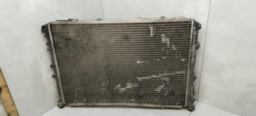 радиатор (основной) Renault Scenic 1 поколение 1998, 1.9 л., TD, дизель, МКПП, минивэн - фото №1