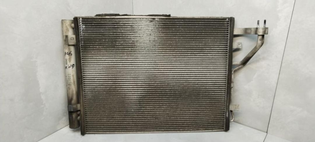 радиатор кондиционера Hyundai i30 FD 2009, 1.6 л., дизель, хетчбэк 5 дв. - фото №1