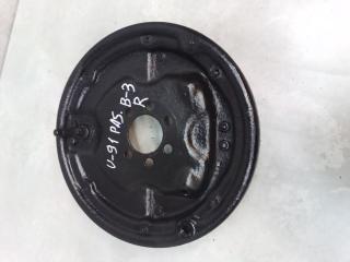 защитный кожух тормозного механизма Volkswagen Passat B3 1990, 1.8 л., бензин, МКПП, седан