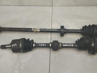 полуось передняя правая (приводной вал, ШРУС) Hyundai Sonata EF [рестайлинг] 2003, 2.0 л., бензин, АКПП, седан