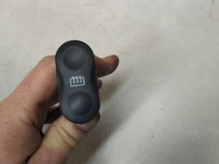 Кнопка подогрева заднего стекла Renault Logan 1 2010, 1.5 л., DCi, дизель, МКПП, универсал