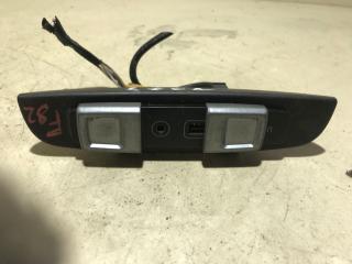 разъем AUX / USB SEAT Leon 2 поколение [рестайлинг] 2010, 1.9 л., дизель, МКПП, хетчбэк 5 дв.