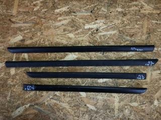 молдинг двери передней правой Renault Laguna 3 поколение 2011, 1.5 л., дизель, МКПП, хетчбэк 5 дв.