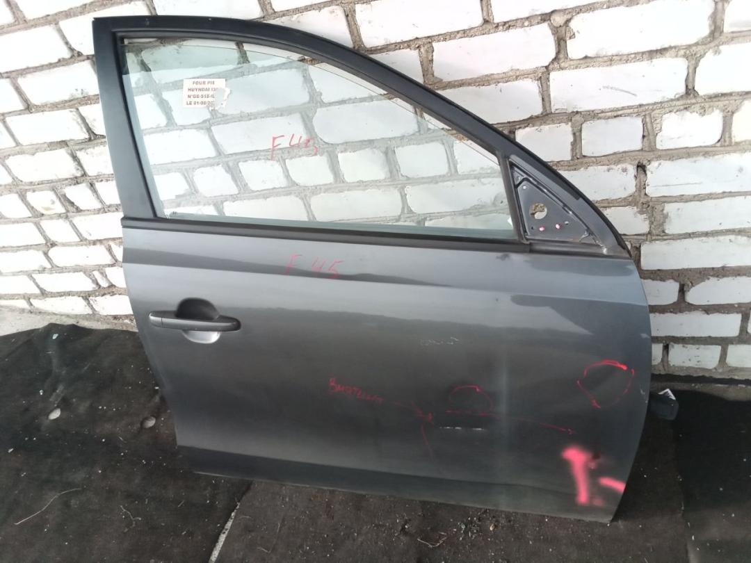 дверь передняя правая Hyundai i30 FD 2009, 1.6 л., дизель, хетчбэк 5 дв. - фото №1
