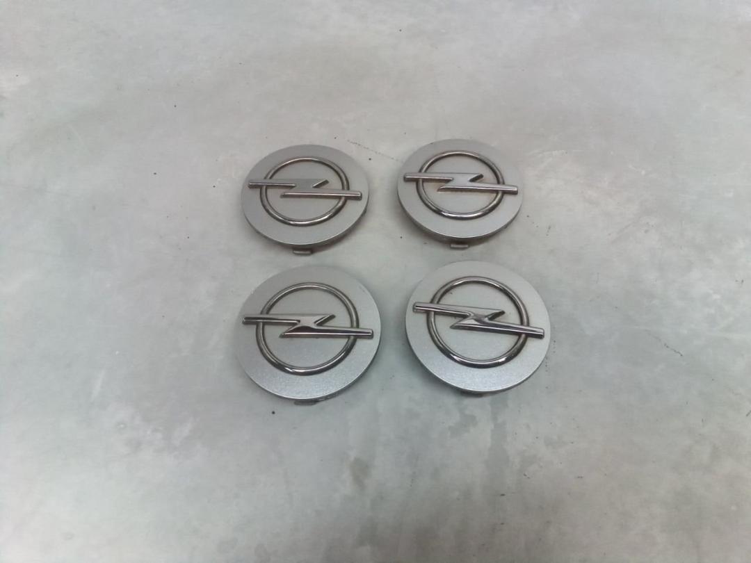 колпачок литого диска Opel Zafira B 2005, 1.8 л., бензин, МКПП, минивэн - фото №1