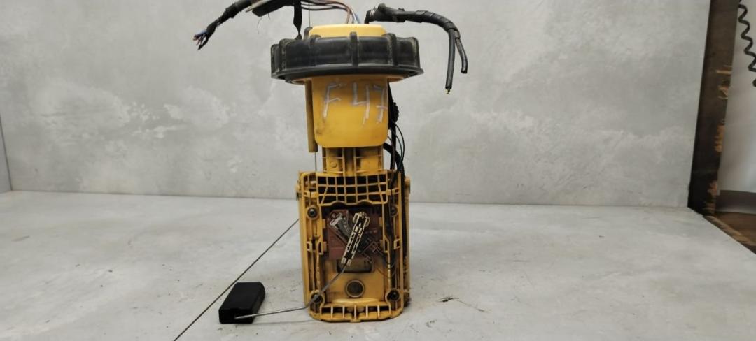 датчик уровня топлива Volkswagen Touran 1 поколение 2005, 1.9 л., TDi, дизель, МКПП, минивэн - фото №1