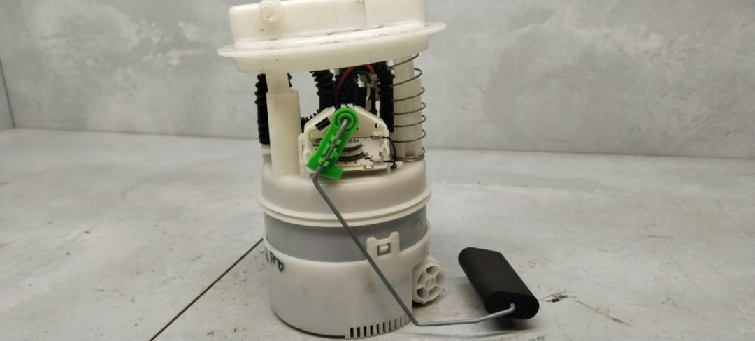 датчик уровня топлива Dacia Sandero 1 поколение 2010, 1.4 л., бензин, МКПП, хетчбэк 5 дв. - фото №1