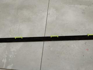 Молдинг стекла двери передней левой наружный Honda CR-V 1 поколение [рестайлинг] 2000, 2.0 л., бензин