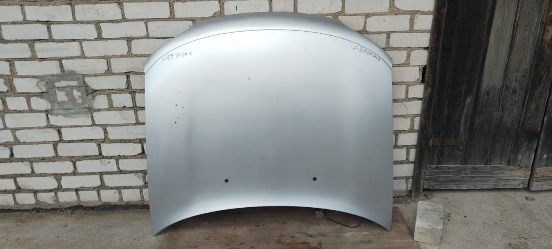 капот Opel Omega B 1997, 2.0 л., бензин, АКПП, универсал - фото №1