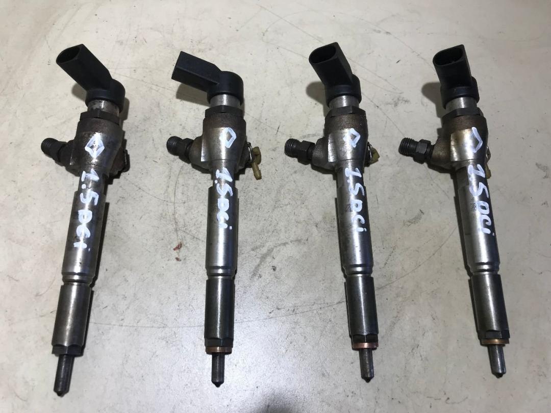 форсунка Renault Laguna 3 поколение 2011, 1.5 л., дизель, хетчбэк 5 дв., 8200380253 - фото №1