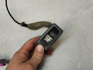 кнопка стеклоподъемника переднего правого Volkswagen Touran 1 поколение 2005, 1.9 л., TDi, дизель, МКПП, минивэн