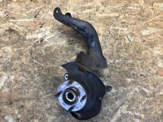 ступица передняя левая Nissan Primera P10 1996, 1.6 л., бензин